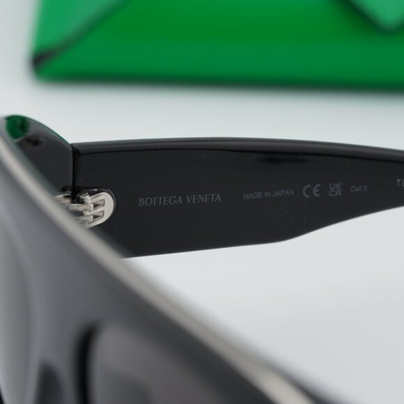 Bottega Veneta BV1362S 001 Geometric Sunglasses - Shiny Black/Grey main image 6